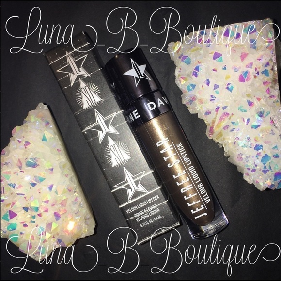 ⚡️🆕Jeffree Star Cosmetics Velour Liquid Lipstick in “Shane”⚡️ - Picture 2 of 6
